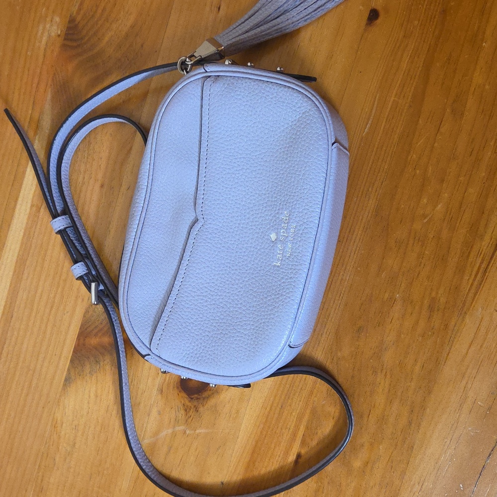 LIGHT PURPLE KATE SPADE CAMERA BAG
